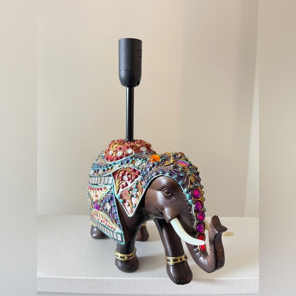 Decorative Elephant Lamp - Picture 4 of 7